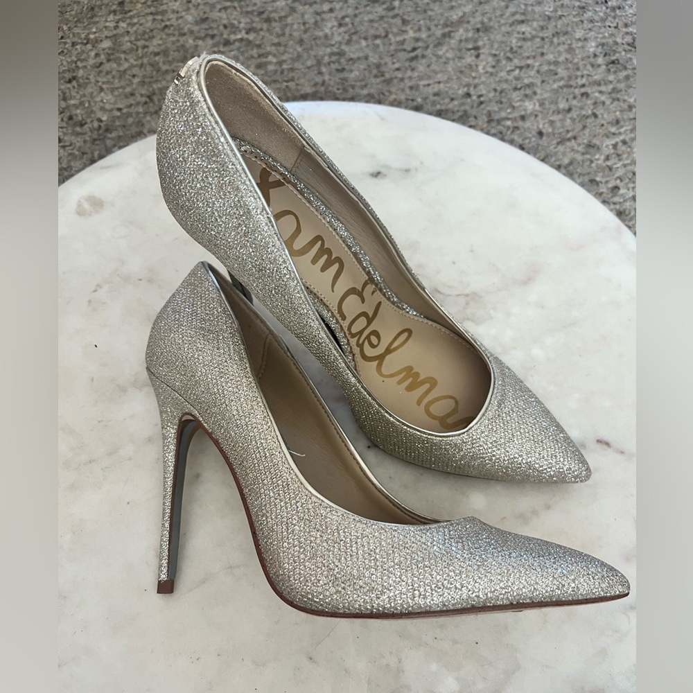😎 Sam Edelman Golden high heels
